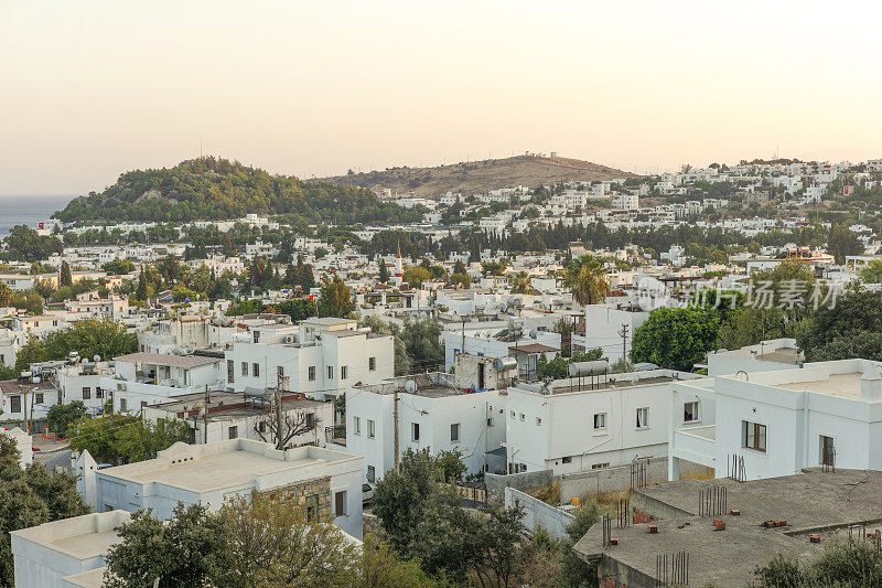 mugla turkey夏日小镇博德鲁姆的城市景观